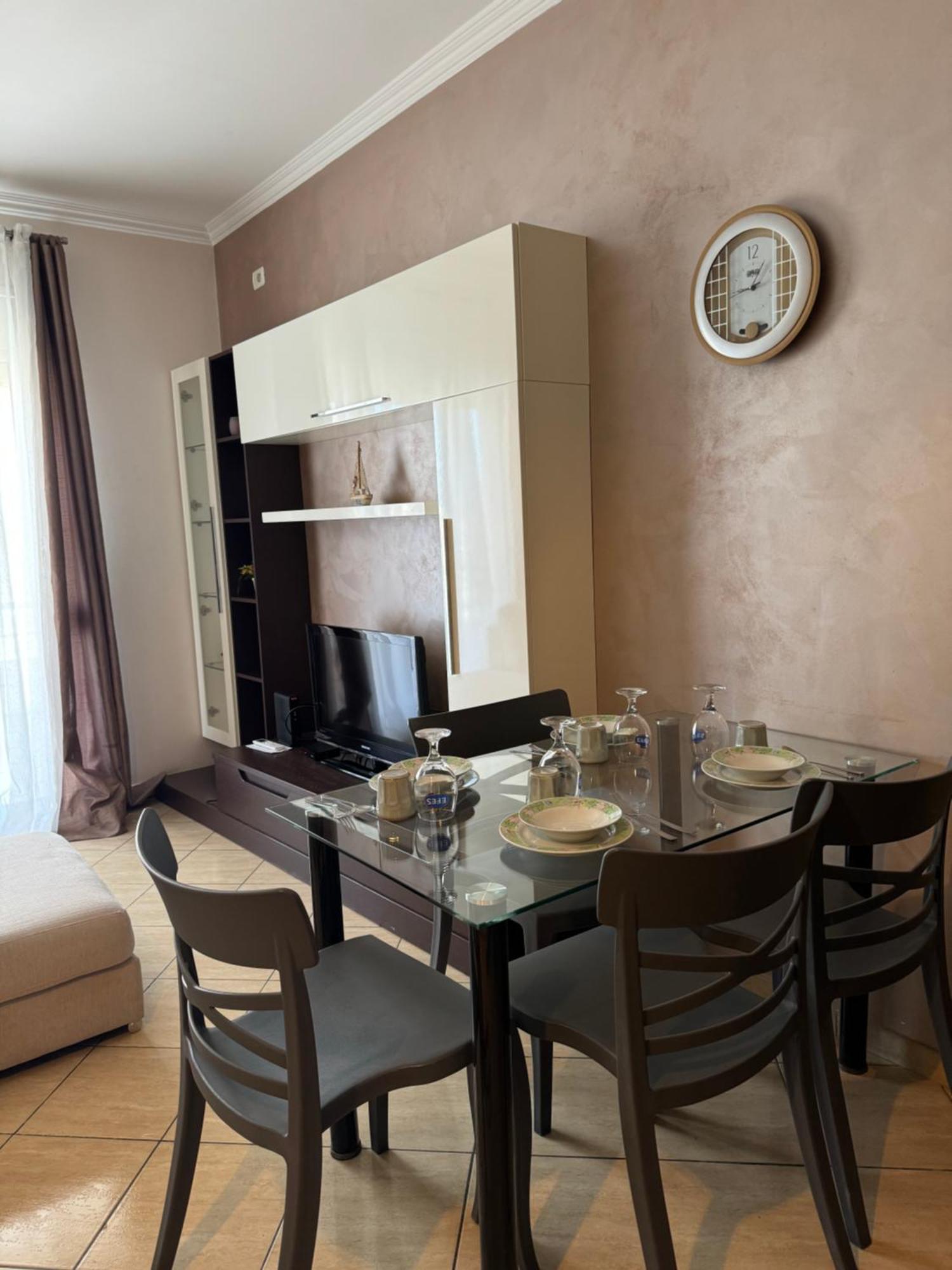 Elegant Apartment In Lungomare - N 23 Vlorë Exteriér fotografie