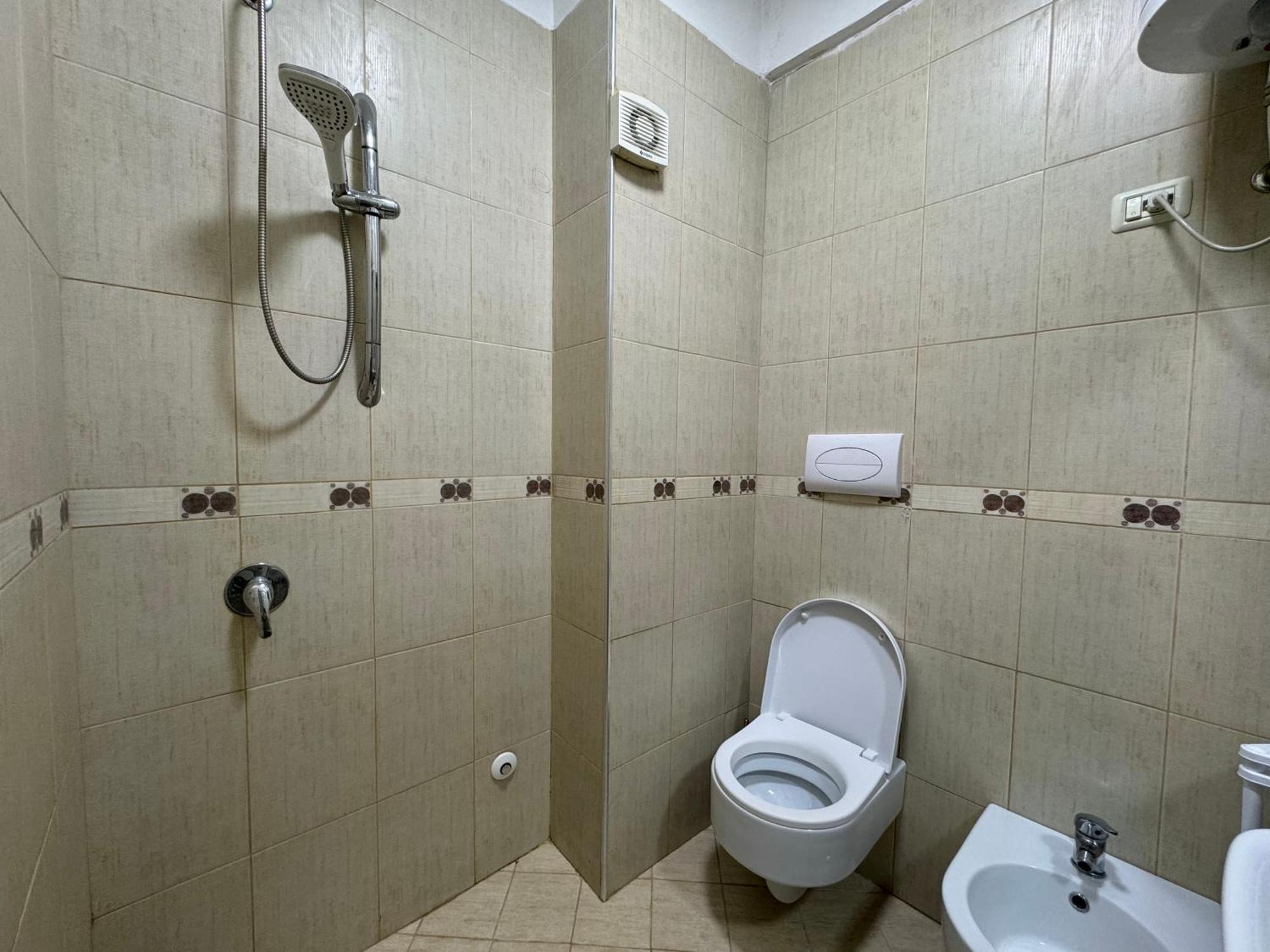 Elegant Apartment In Lungomare - N 23 Vlorë Exteriér fotografie